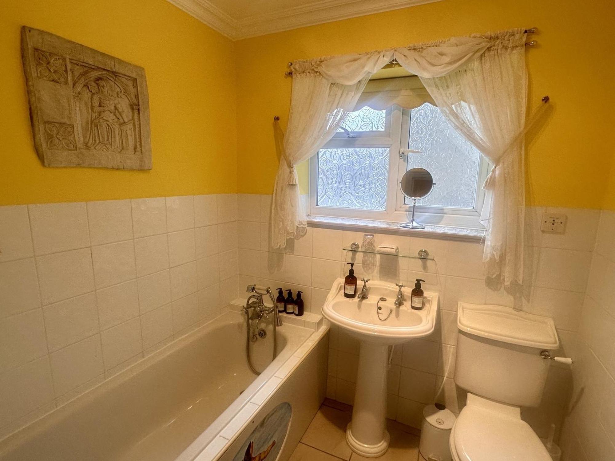 Albert & Victoria Guest House Істборн Номер фото